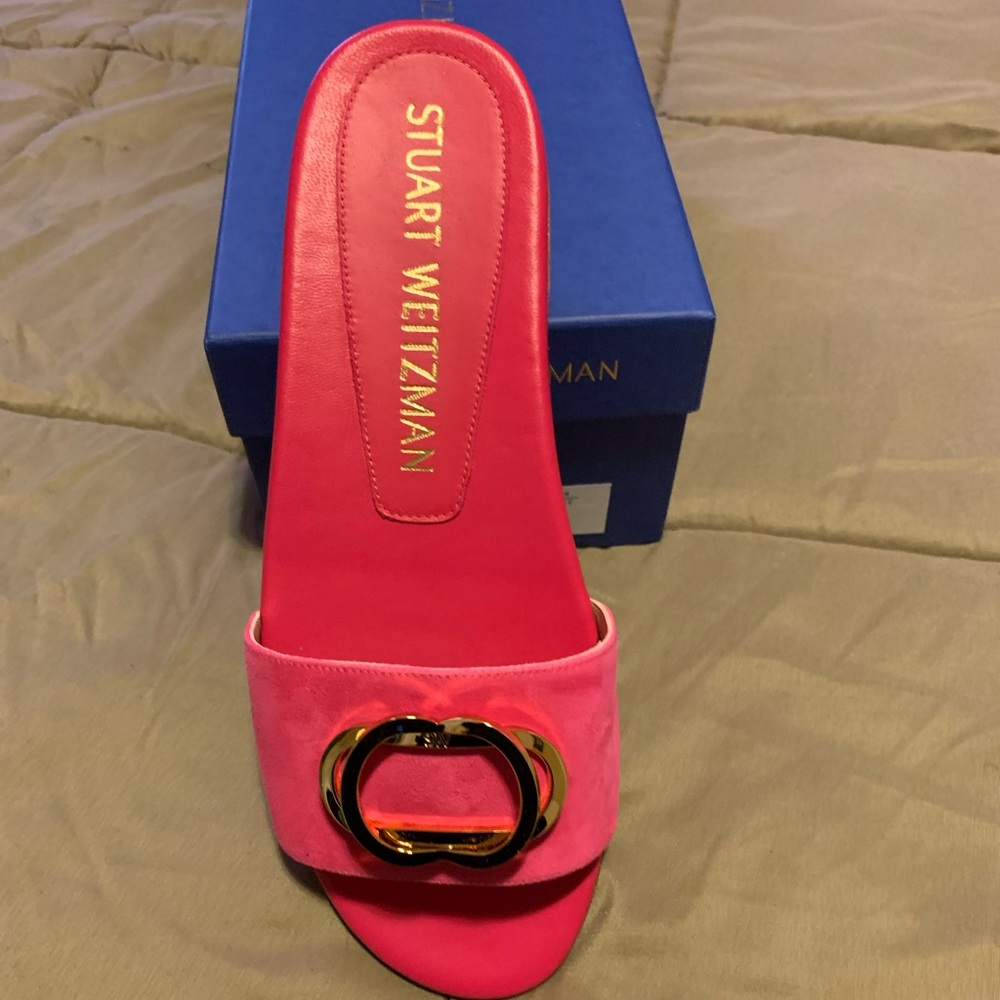 Vibrant pink Stuart Weitzman open toe flats💖